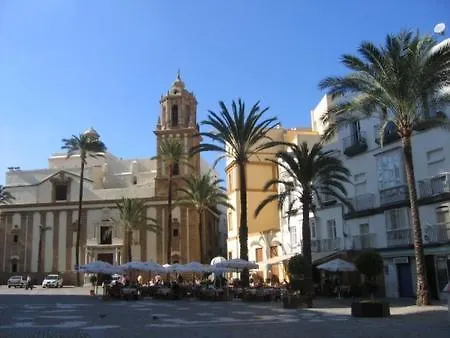 Vista Plaza Falla Καντίζ